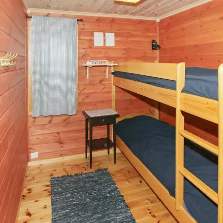 10 Person In Seral Aseral